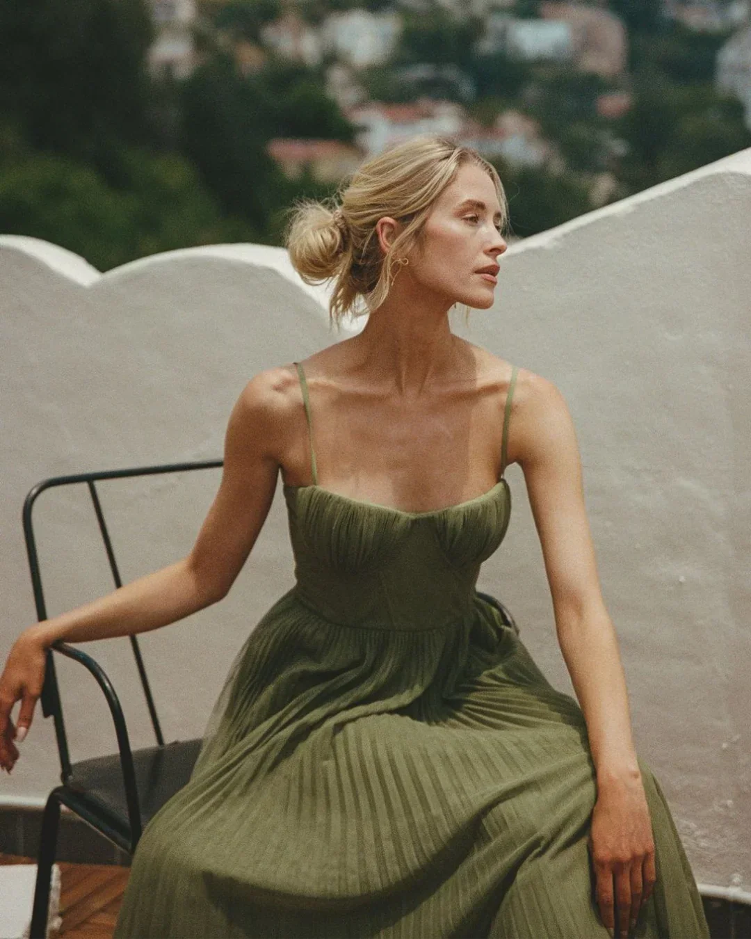 Olivia - Vestido Elegante Moderno