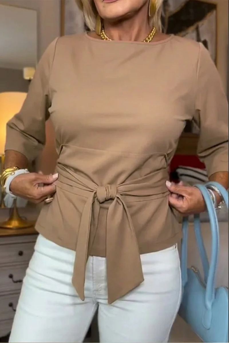 Dara – Top Flattering con Cintura Ajustable